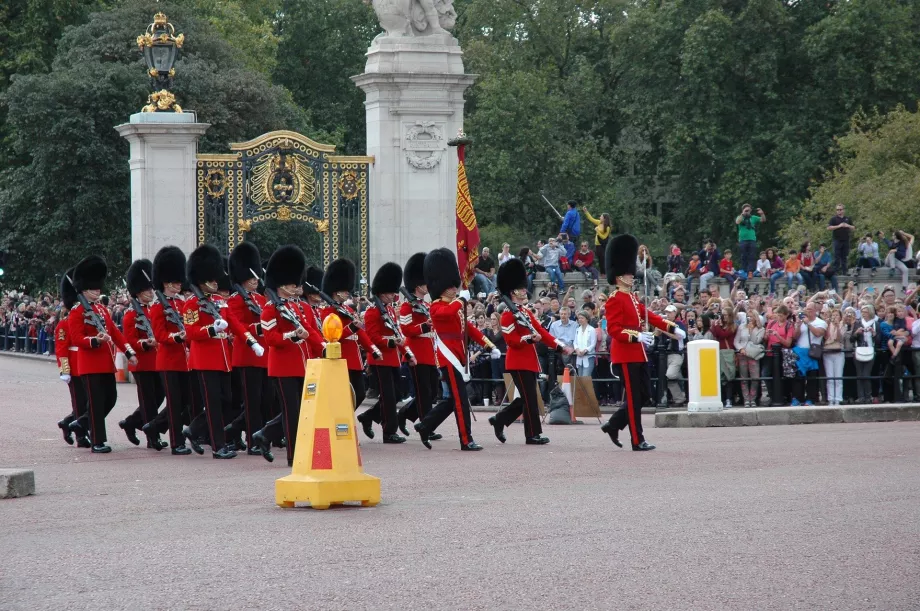 Procesión del cambio de guardia