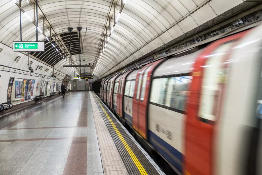 Estaciones de metro de Londres