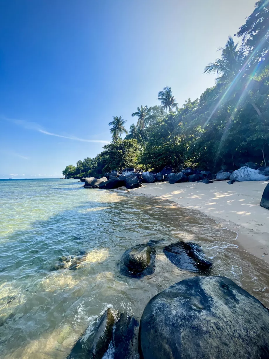 Playa de Genting, cerca del complejo turístico de Melina, Tioman