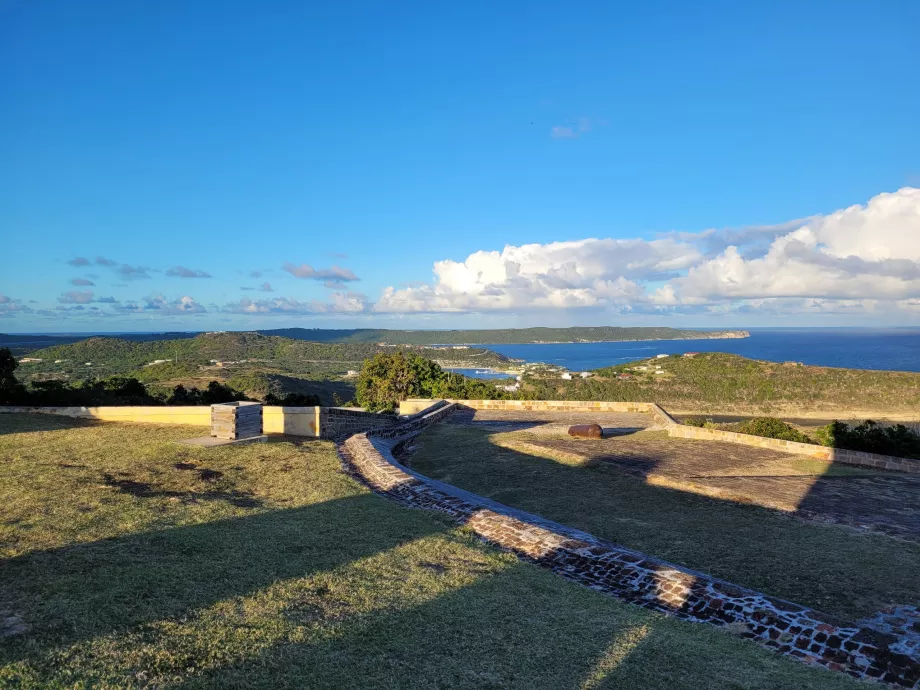 Shirley Heights, Vista desde el Blockhouse